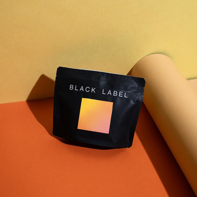 La Palma Lactic Gesha - Lot 35 coffee, from Cundinamarca, Colombia, known for lactic fermentation, offering floral, citrus, and fruity notes. Origin: La Palma Y El Tucán.