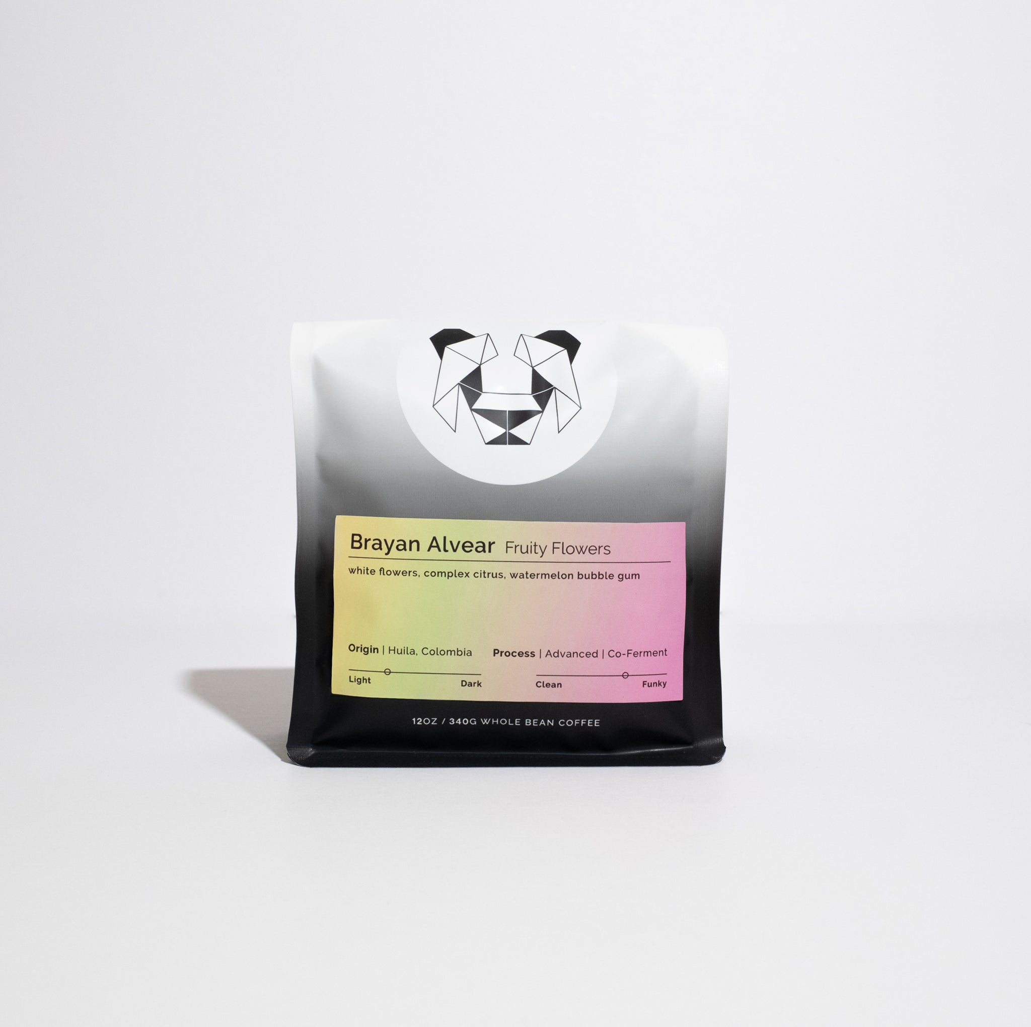 Bag of Brayan Alvear – Fruity Flowers specialty coffee, showcasing a black-to-gray pouch with a pastel label detailing tasting notes and origin from Huila, Colombia.