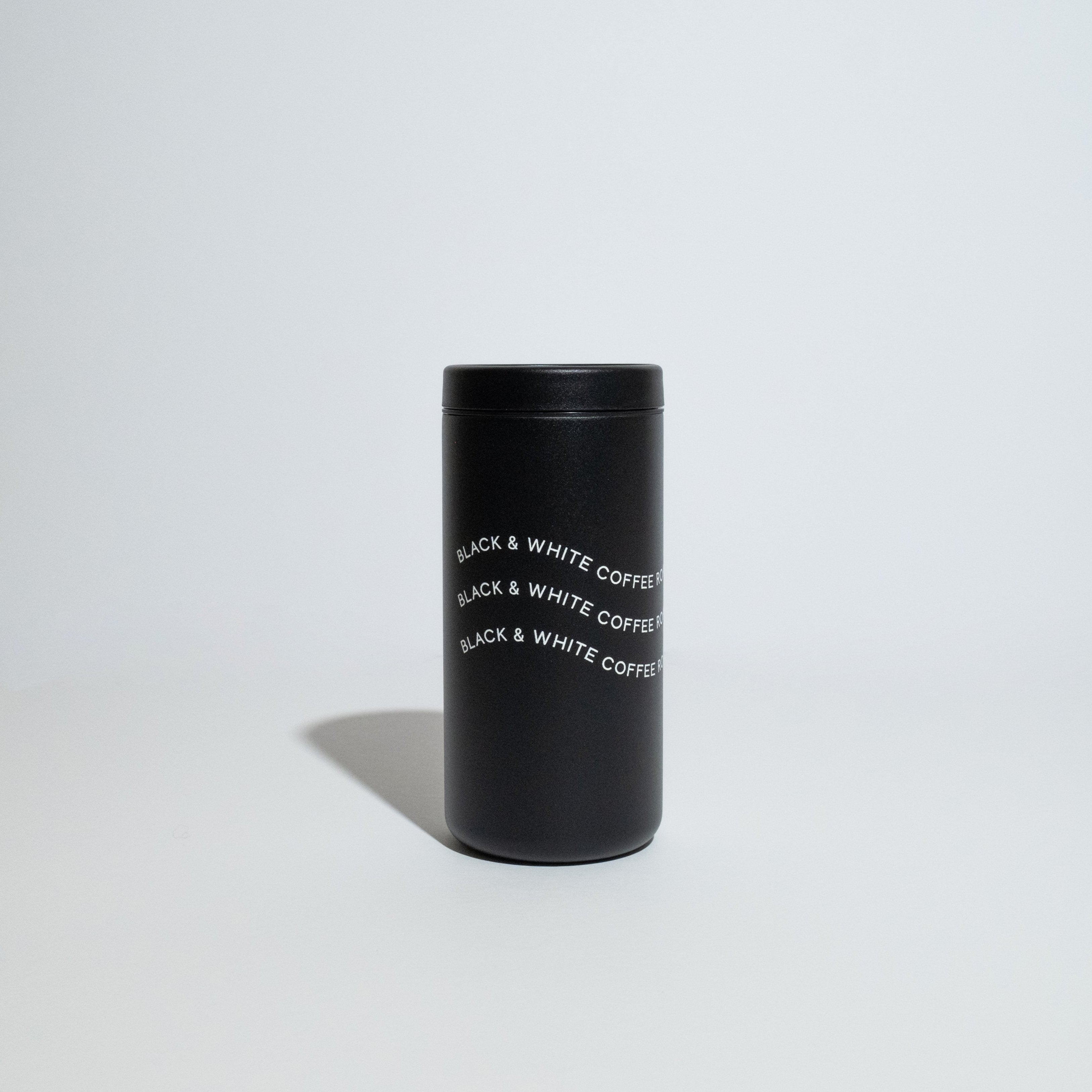 B&W Nomad Travel Cup, 12oz, features a leak-proof 360-degree twist-open lid, double-walled vacuum insulation, ideal for hot or cold beverages.