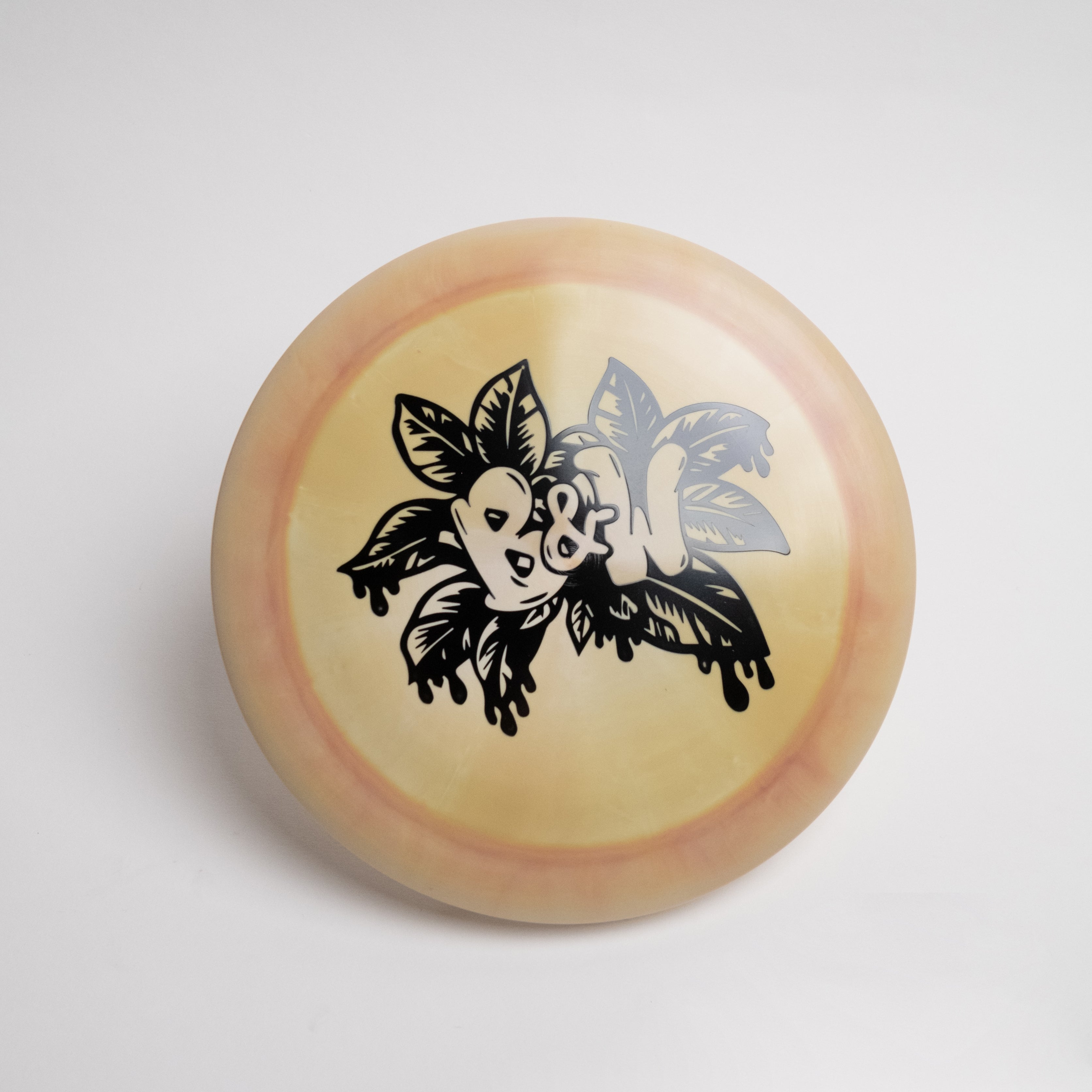 ESP Nuke - Discraft disc featuring a wide wing, deep rim, and domed flight plate, designed for dependable distance and overstable flight performance. Ideal for intermediate to advanced players.