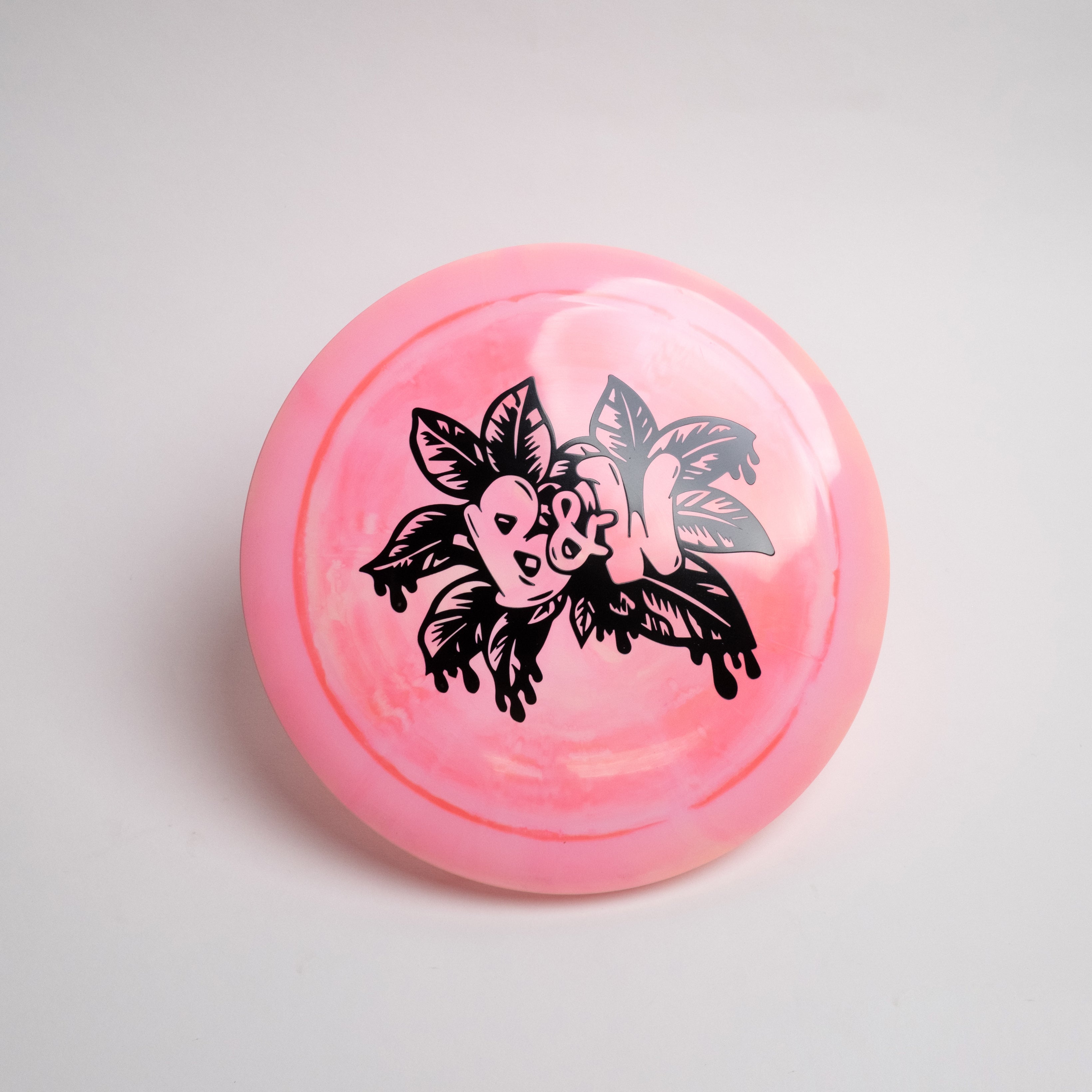 Paul McBeth Hades - Discraft disc golf driver, designed for distance with understable flight, ideal for beginners and advanced players seeking control and glide.