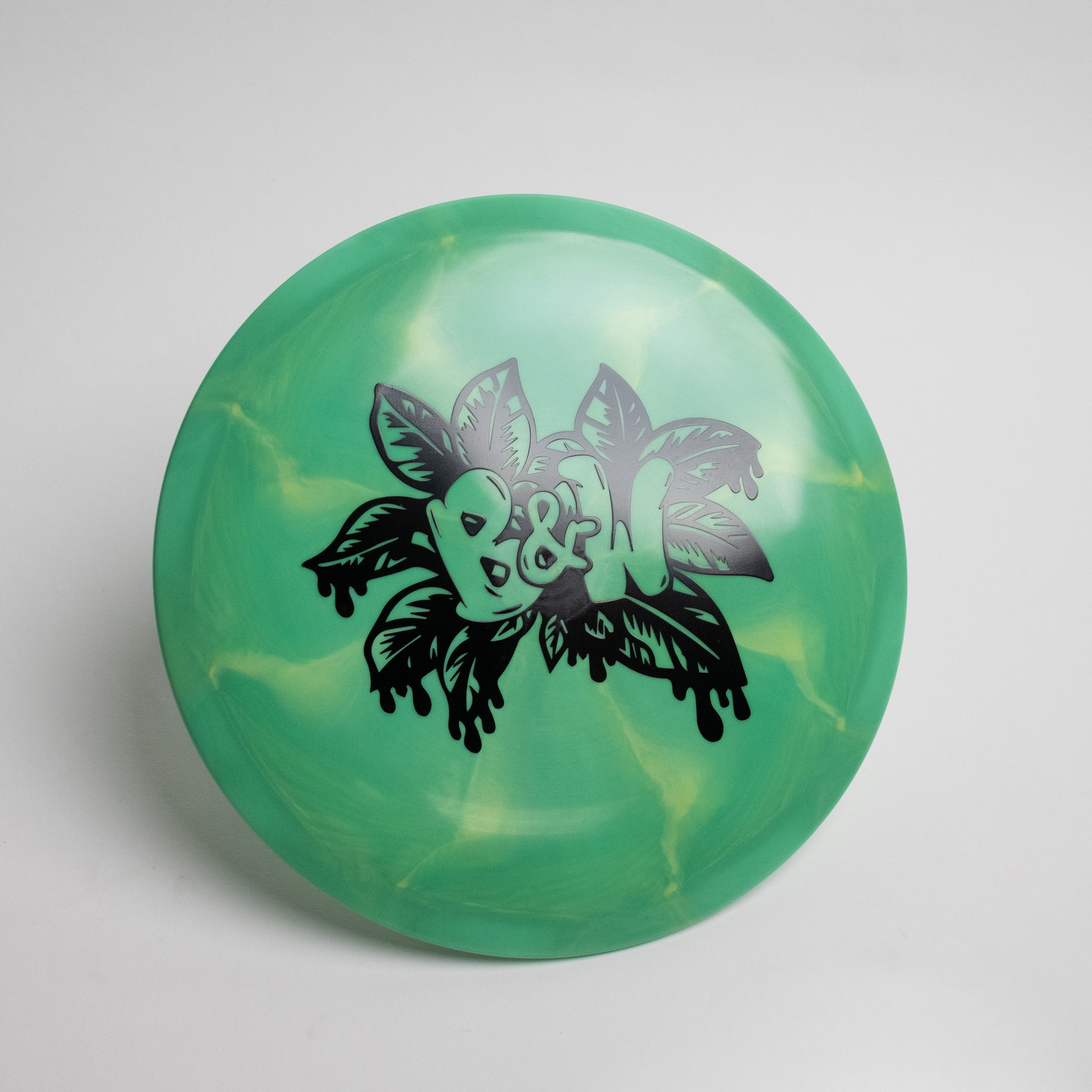 Passion - Paige Pierce - Discraft fairway driver, known for its controllable flight and glide, ideal for precise wooded throws and versatile for all skill levels.