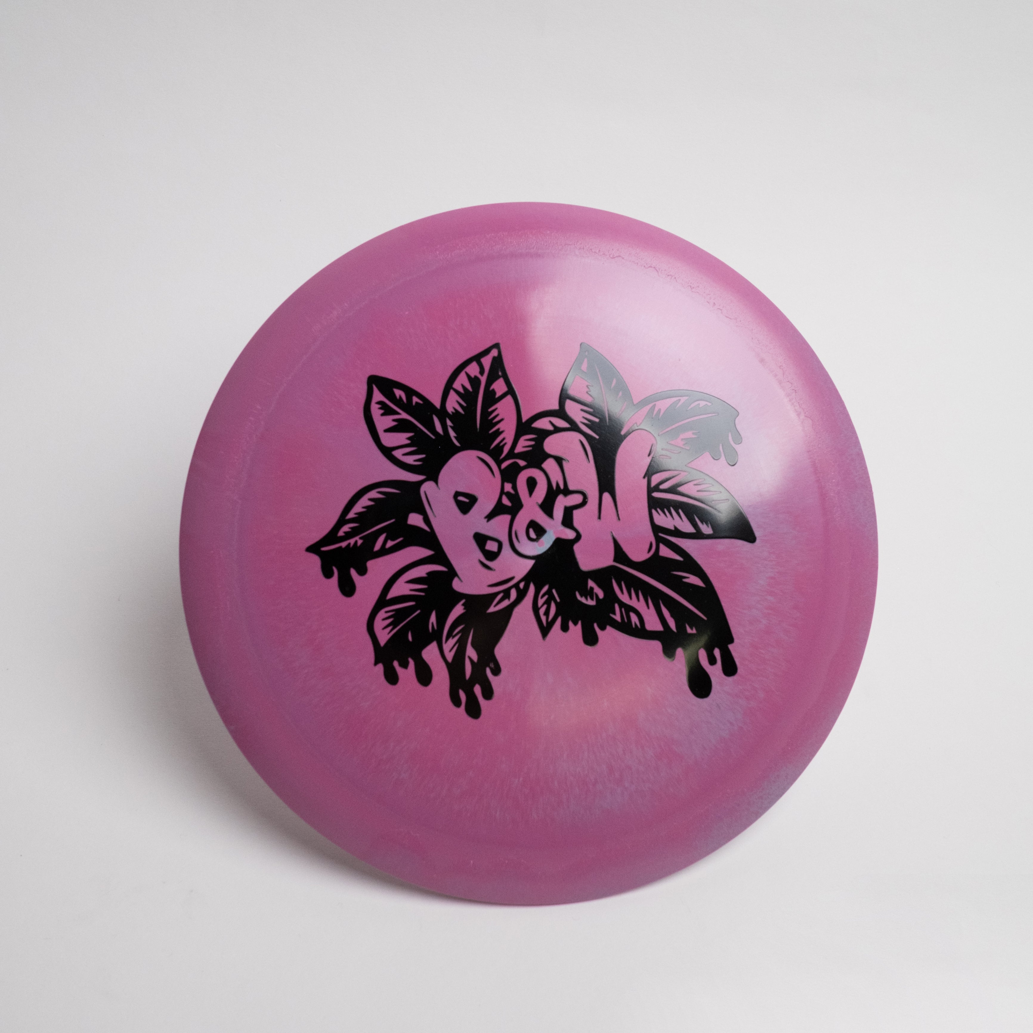 Recycled Heat - Discraft disc, designed for long glides and understable flights, crafted from Recycled ESP material, ideal for versatile play at all skill levels.