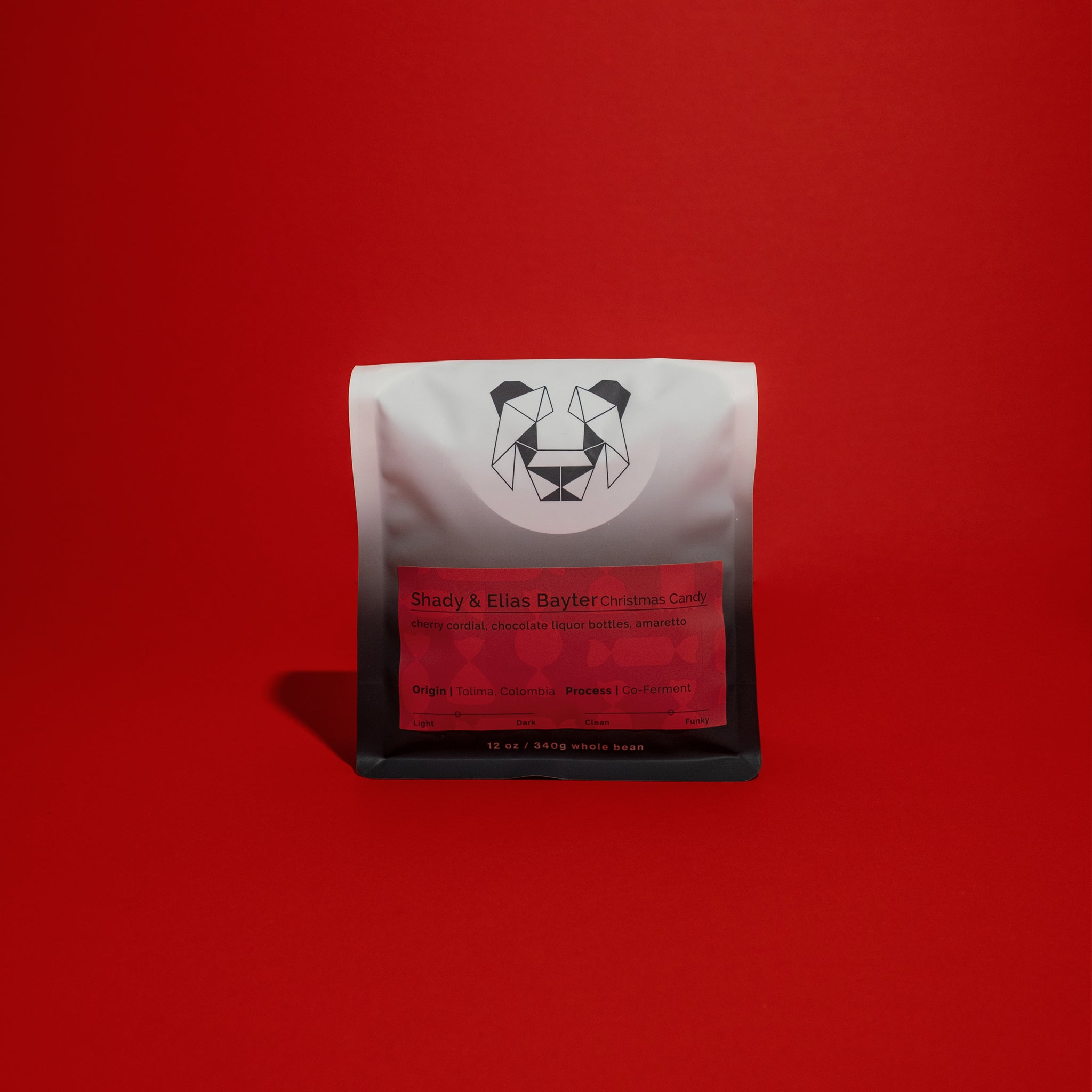 Shady & Elias Bayter - Christmas Candy coffee blend, featuring specialty beans from El Vergel farm in Colombia, highlighting unique fermentation processes and festive flavor notes.