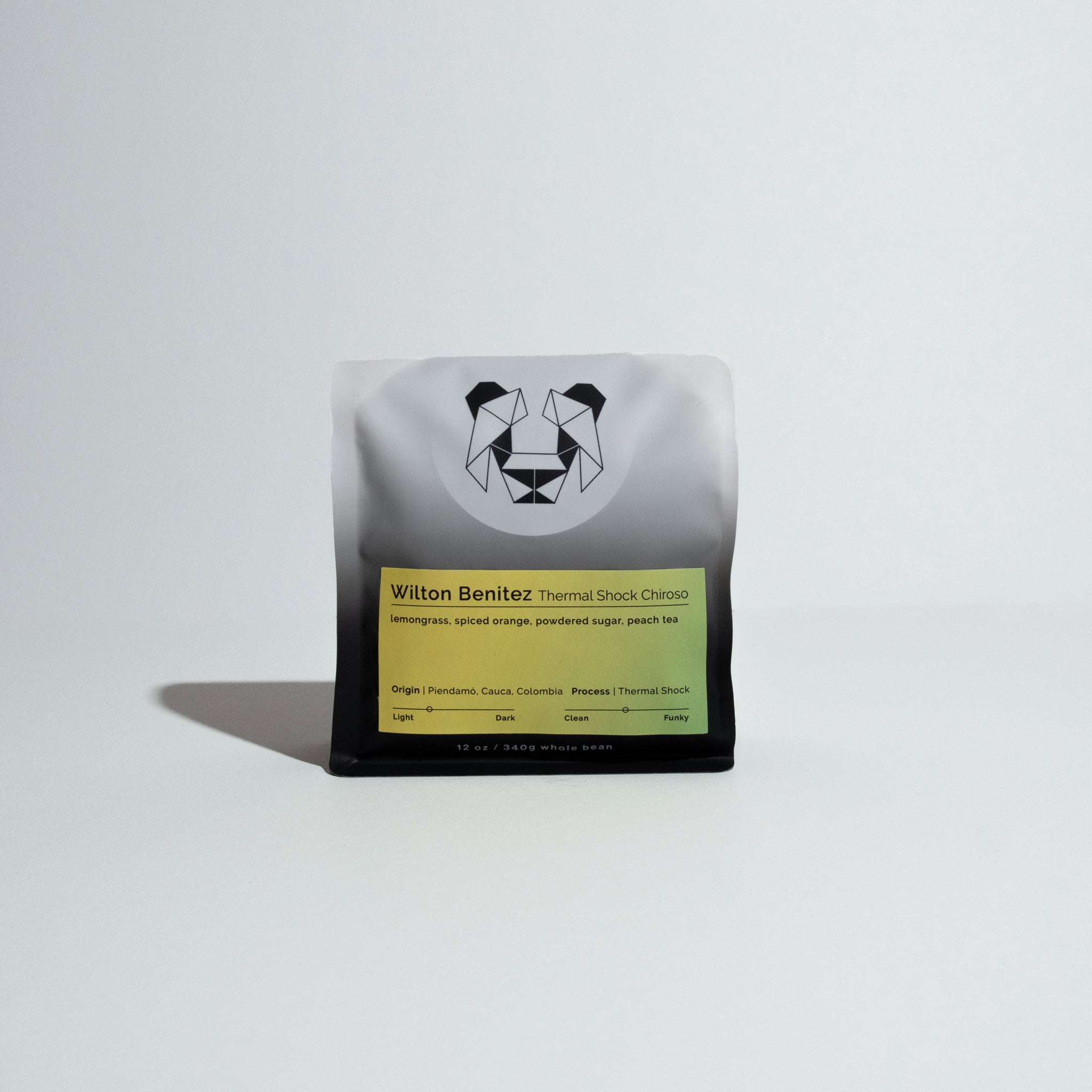 Wilton Benitez - Thermal Shock Chiroso coffee cherries, showcasing innovative processing methods from Granja El Paraíso-92 in Colombia, known for their unique flavors and meticulous fermentation.