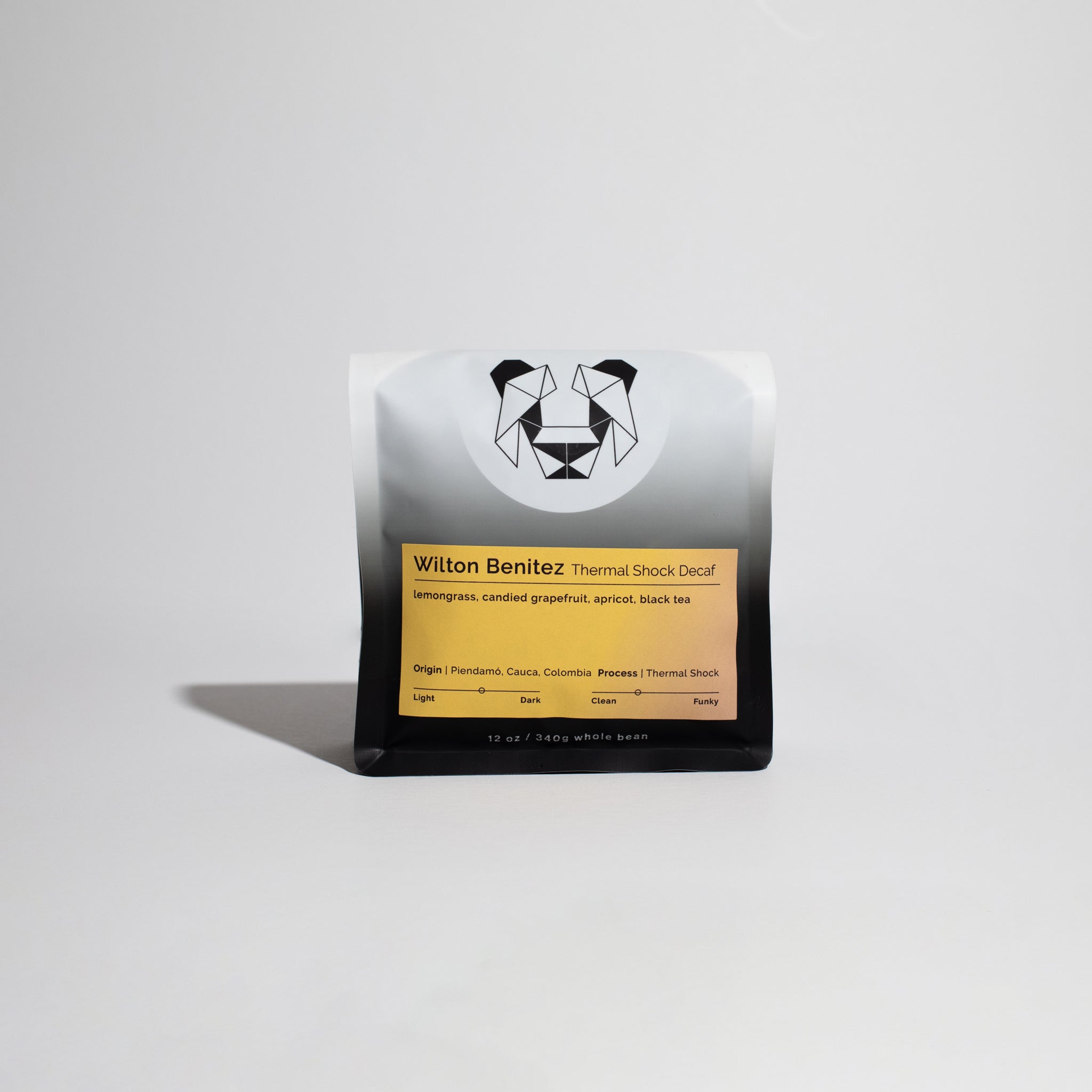 Wilton Benitez - Thermal Shock Decaf coffee bag featuring innovative processing methods from Granja Paraíso 92, highlighting its unique decaffeination and flavor profile.
