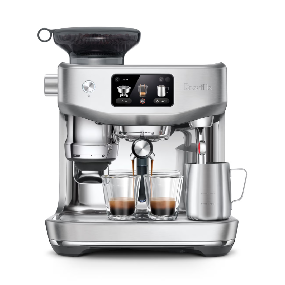 Breville Oracle Jet espresso machine with a professional-style 58 mm portafilter, touchscreen controls, and Auto MilQ™ for hands-free microfoam milk preparation.